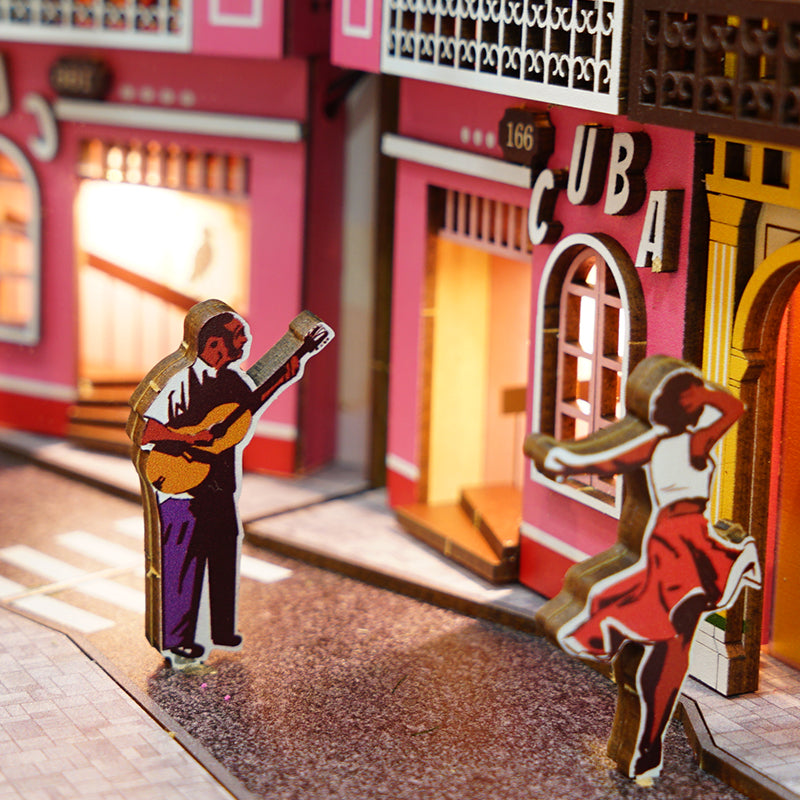 Book nook - Havana Stroll